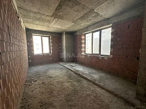 Satılır 3 otaqlı mənzil 152 m²