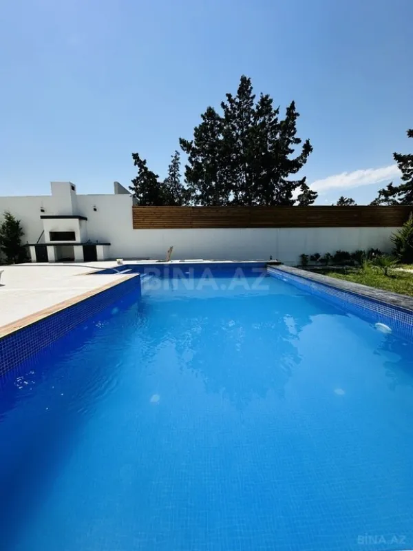 Kirayə verilir 4 otaqlı həyət evi 240 m²