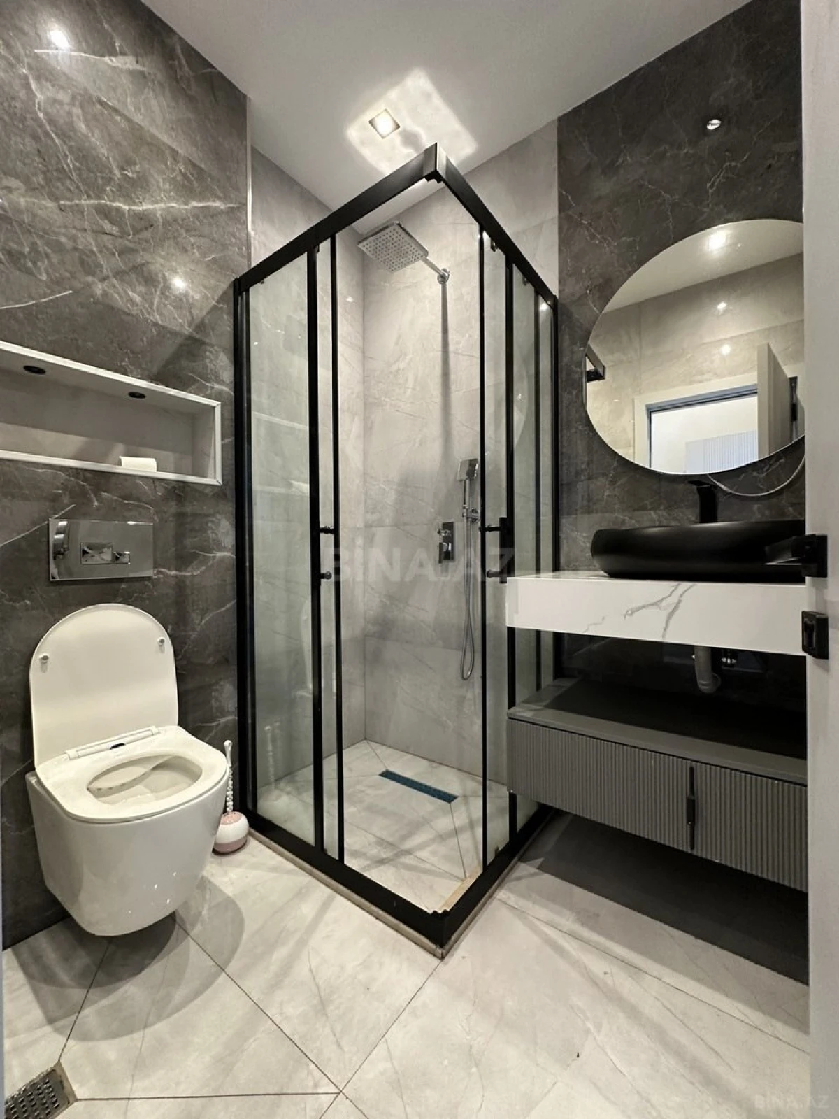 Kirayə verilir 4 otaqlı həyət evi 240 m²