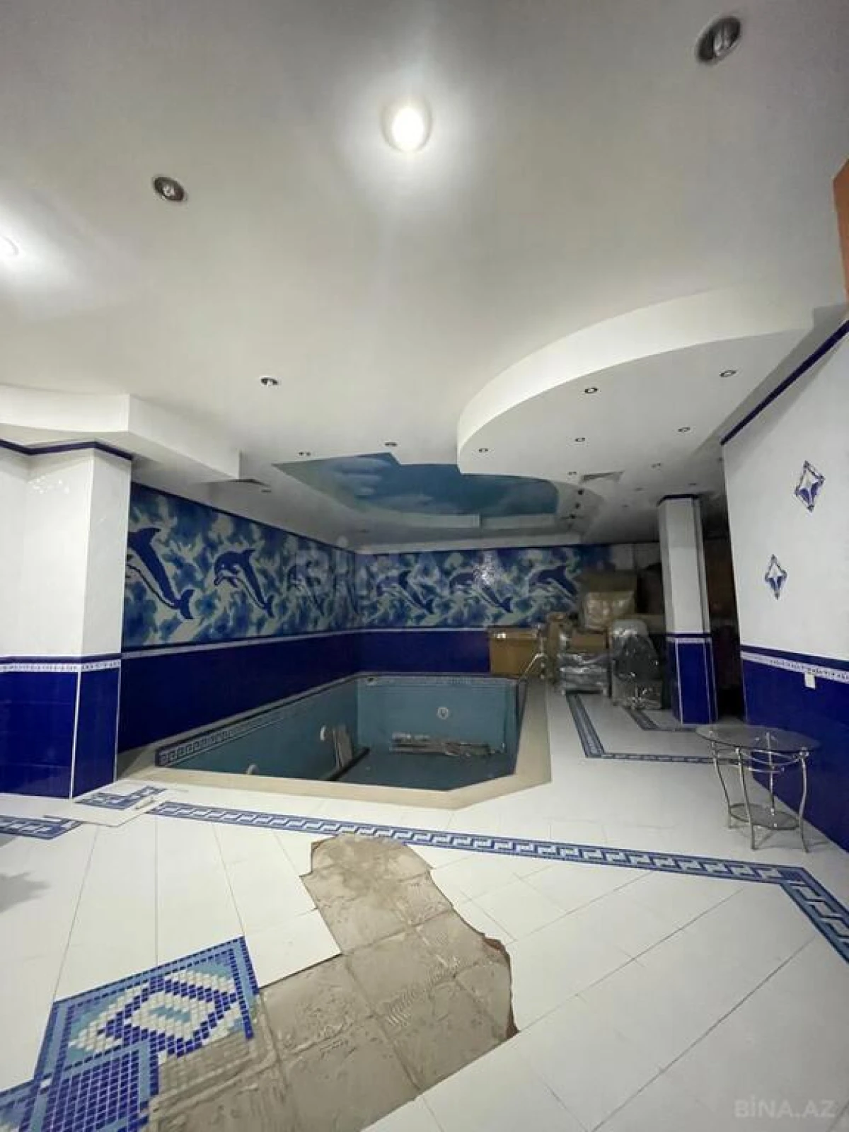 Satılır 9 otaqlı həyət evi 1000 m²