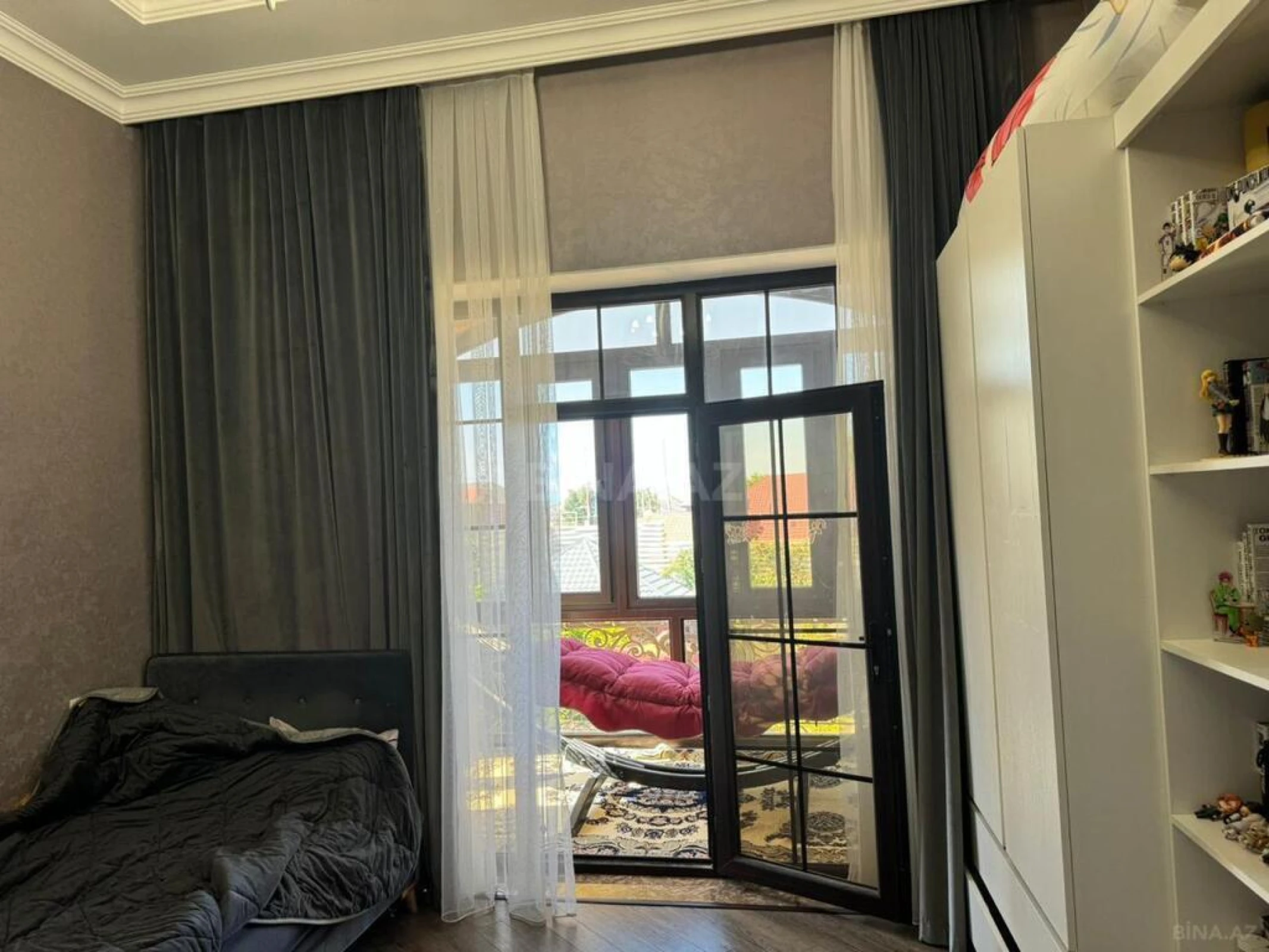 Satılır 7 otaqlı həyət evi 500 m²