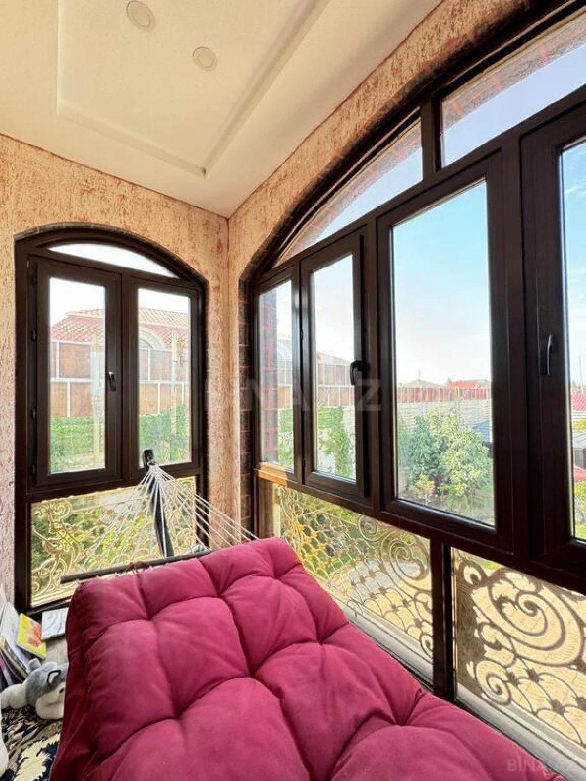 Satılır 7 otaqlı həyət evi 500 m²