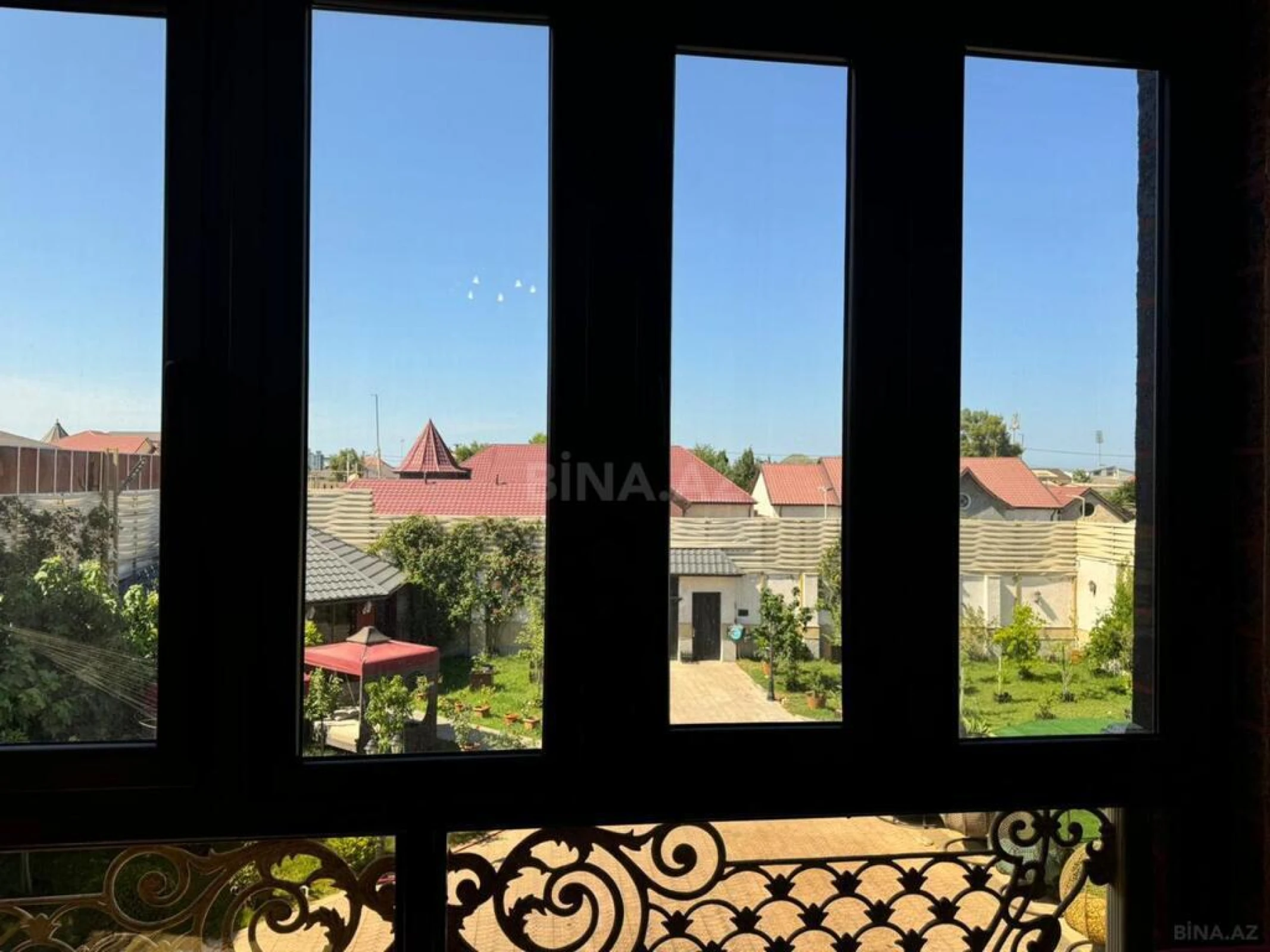 Satılır 7 otaqlı həyət evi 500 m²