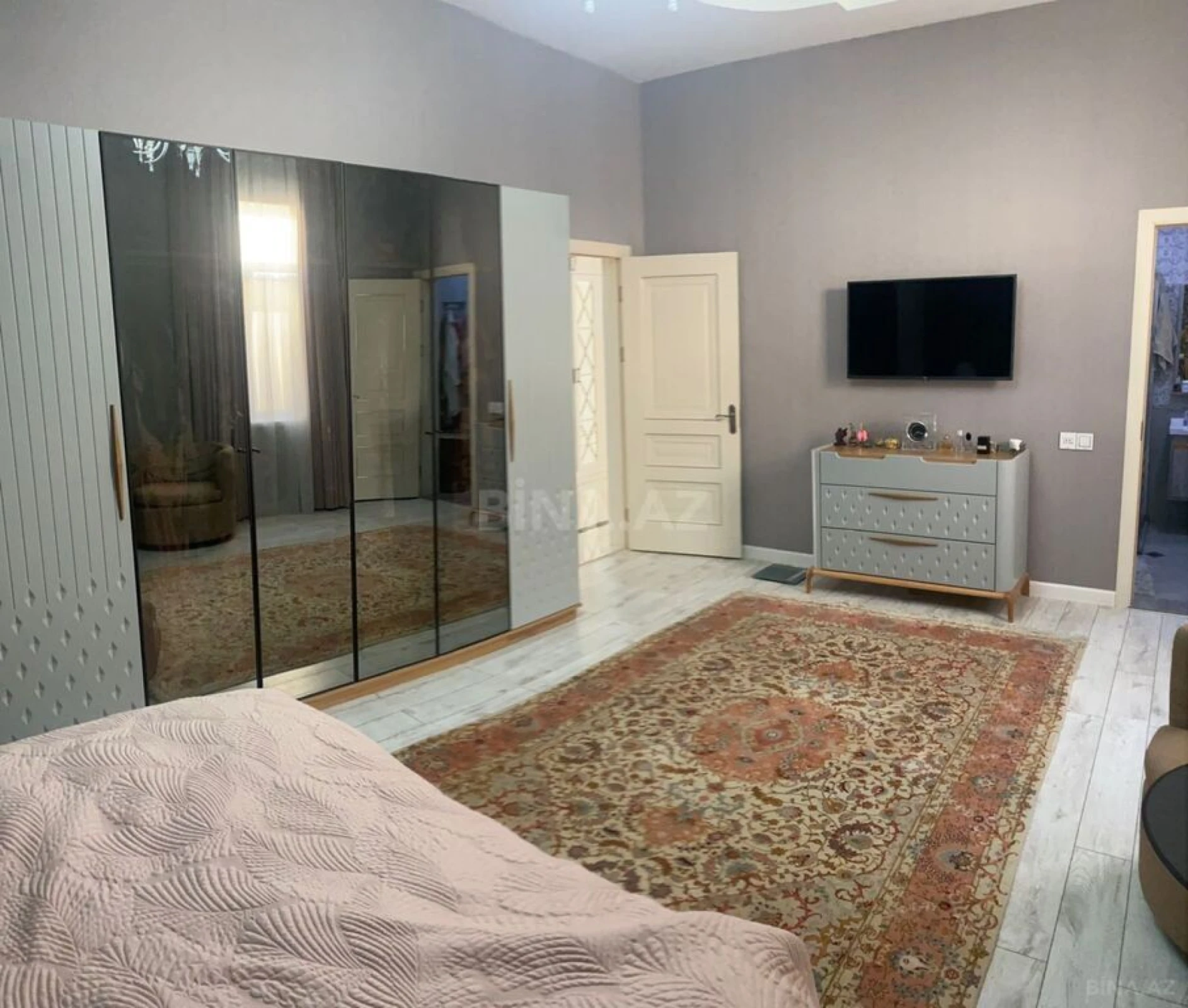 Kirayə verilir 5 otaqlı həyət evi 260 m²