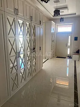 Kirayə verilir 5 otaqlı həyət evi 260 m²