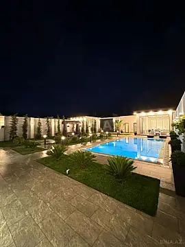 Satılır 6 otaqlı həyət evi 300 m²