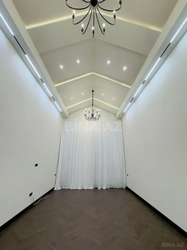 Satılır 6 otaqlı həyət evi 300 m²