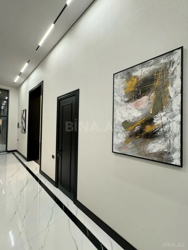 Satılır 6 otaqlı həyət evi 300 m²