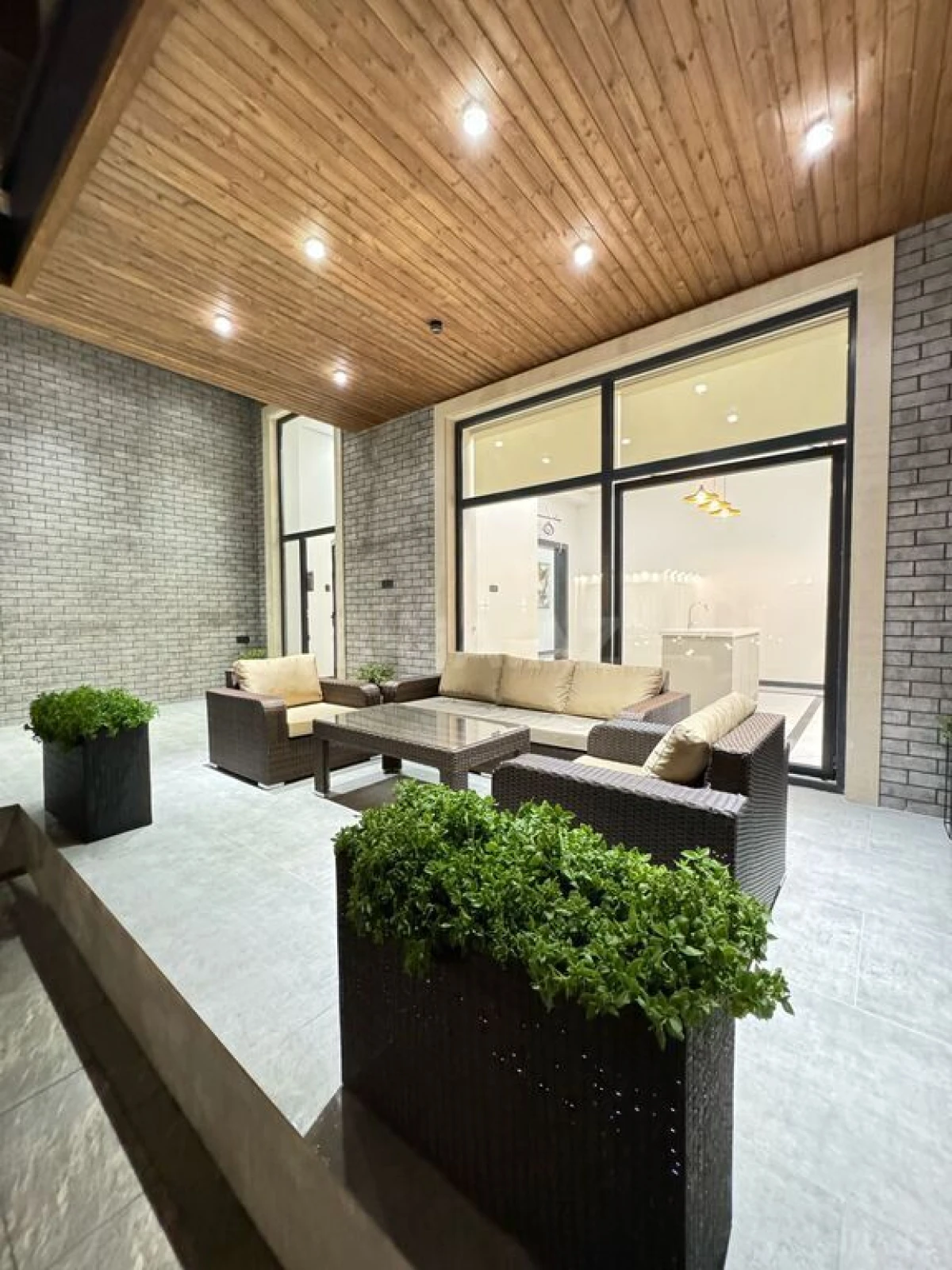 Satılır 6 otaqlı həyət evi 300 m²