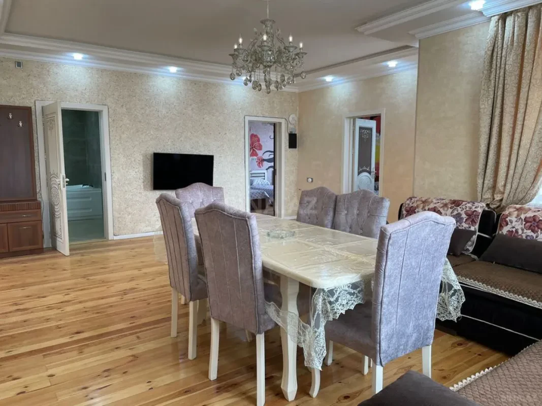 Kirayə verilir 3 otaqlı həyət evi 140 m²