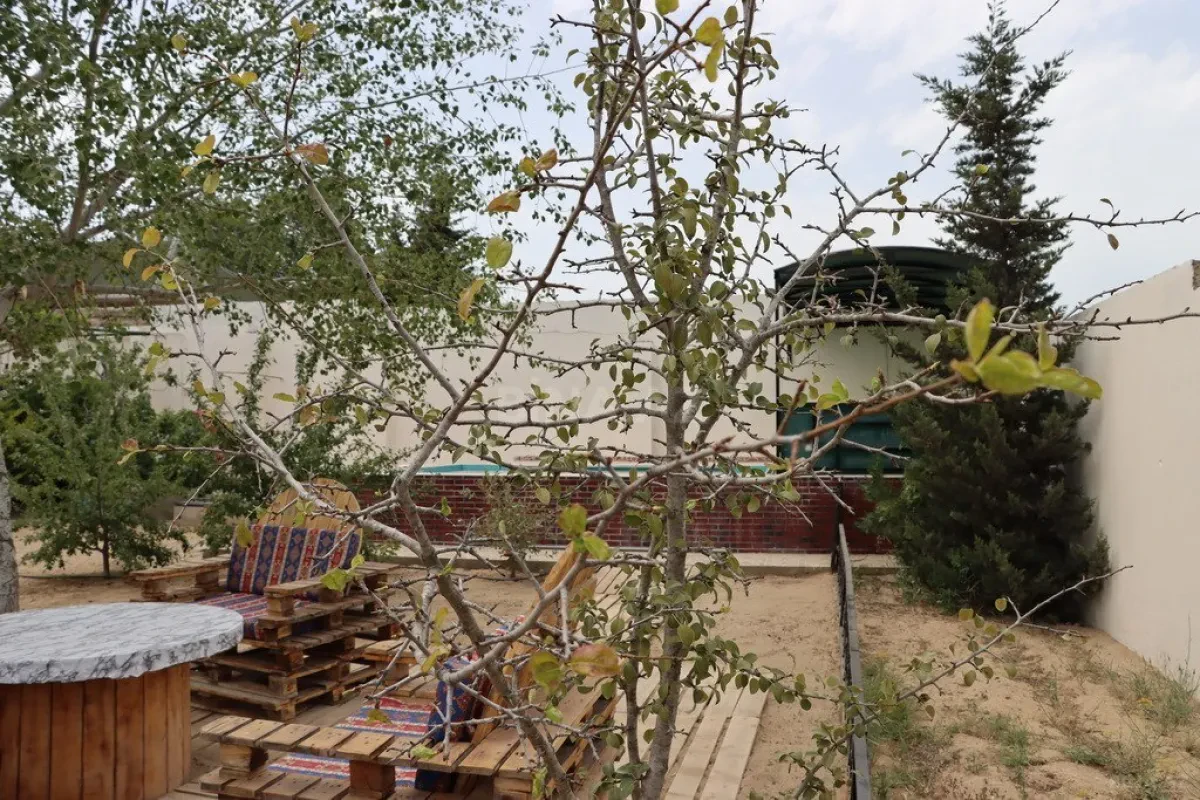 Kirayə verilir 3 otaqlı həyət evi 140 m²