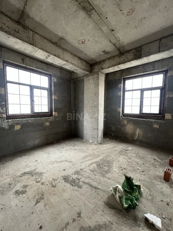 Satılır 2 otaqlı mənzil 91 m²