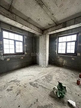 Satılır 2 otaqlı mənzil 91 m²