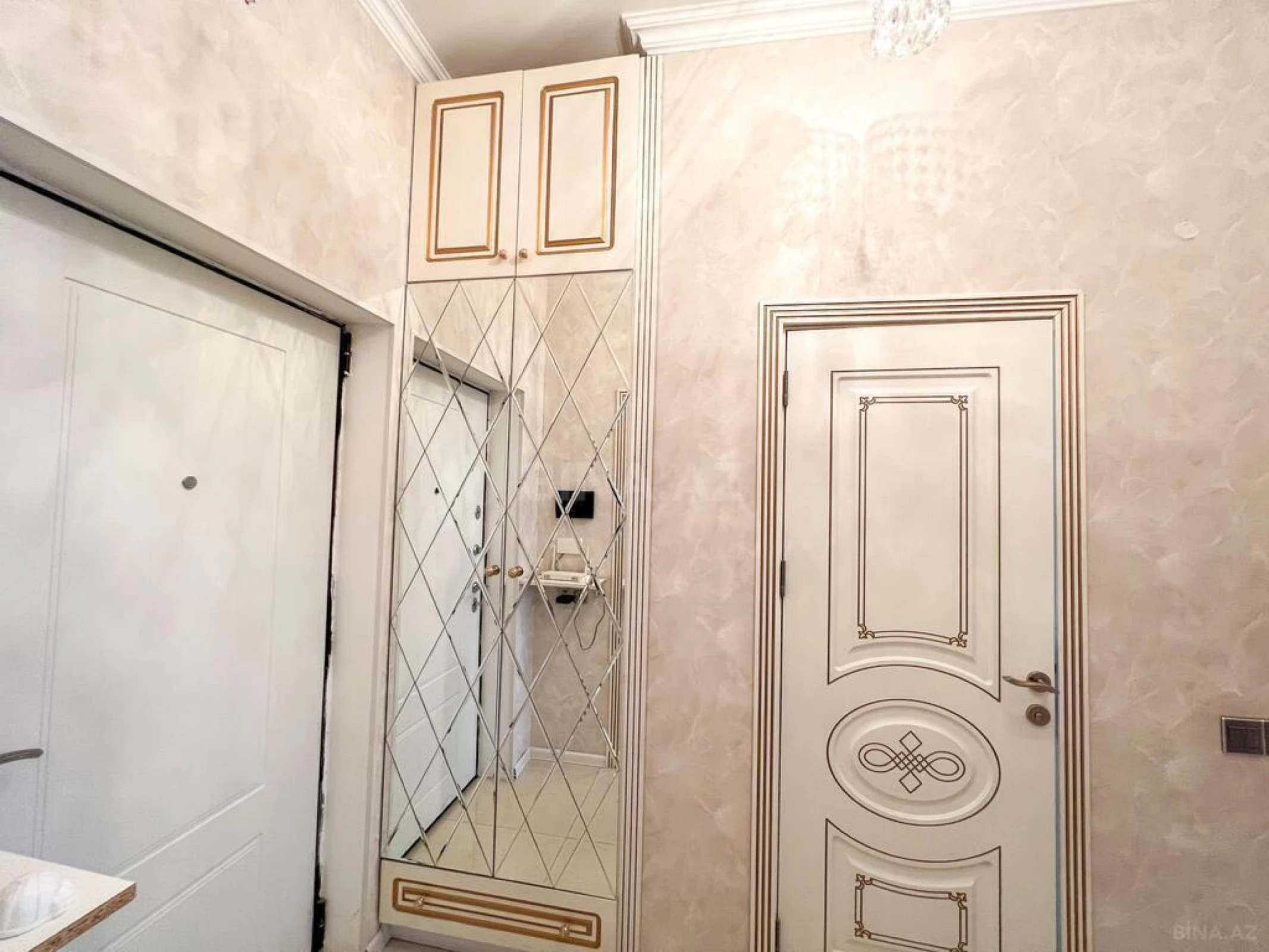 Satılır 2 otaqlı mənzil 46 m²