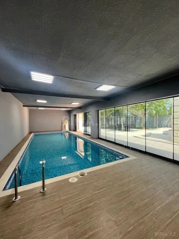 Kirayə verilir 7 otaqlı həyət evi 400 m²