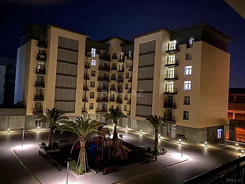 Kirayə verilir 4 otaqlı mənzil 198 m²