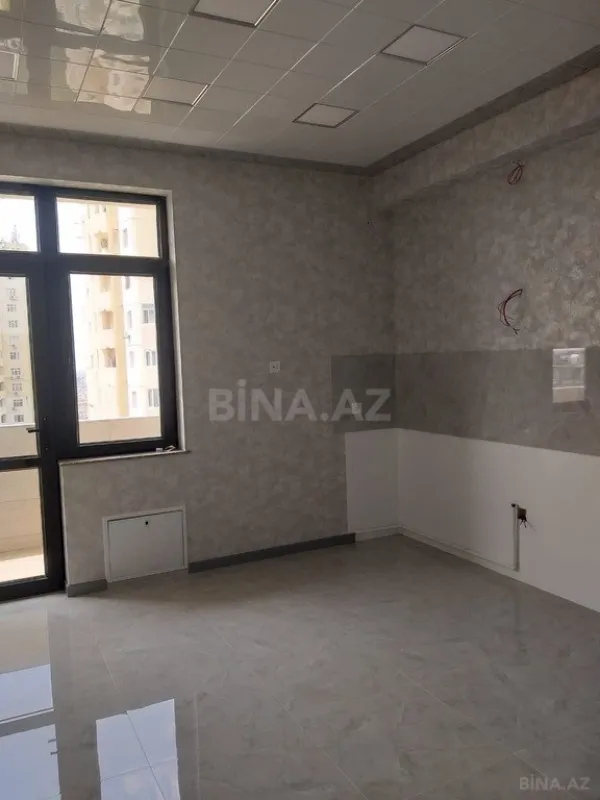 Satılır 2 otaqlı mənzil 85 m²