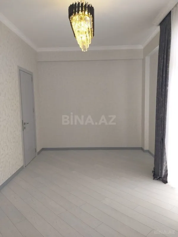 Satılır 2 otaqlı mənzil 85 m²