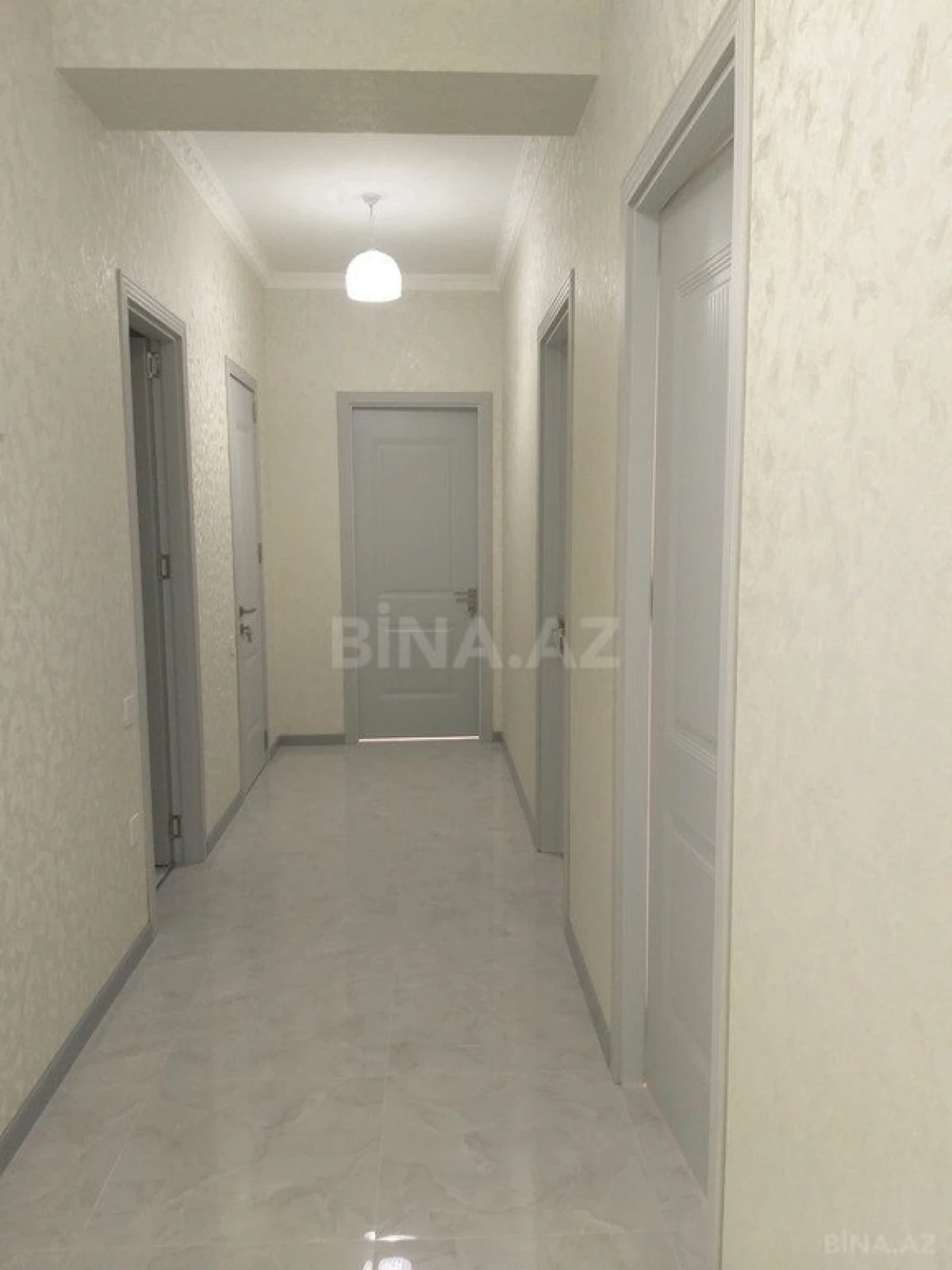 Satılır 2 otaqlı mənzil 85 m²