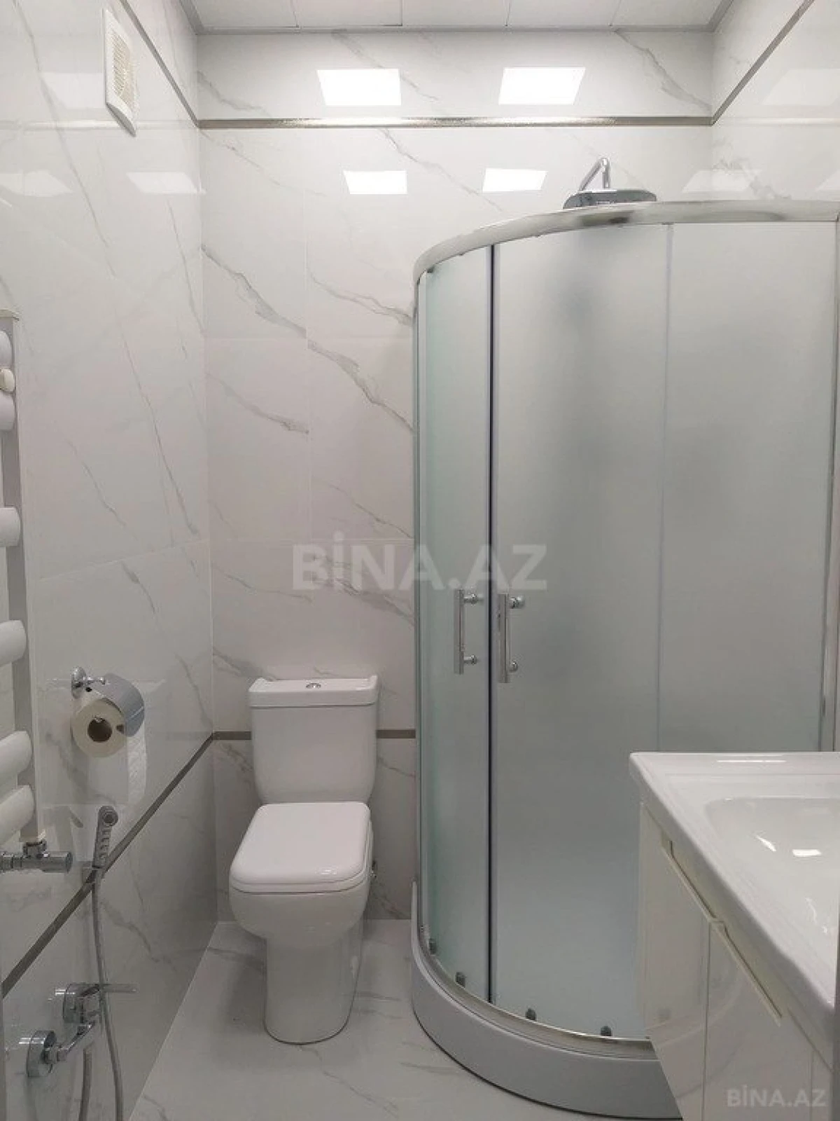 Satılır 2 otaqlı mənzil 85 m²