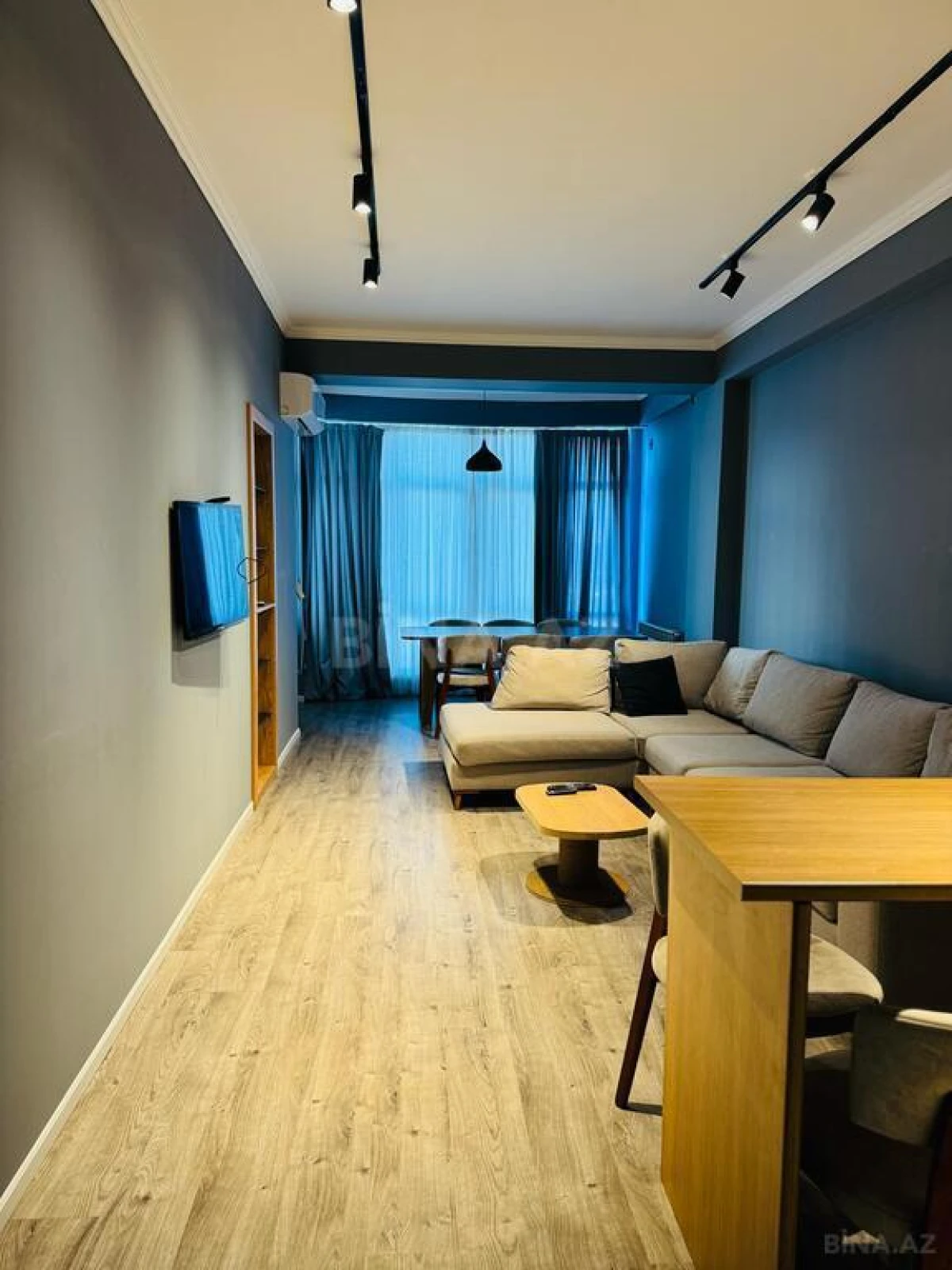 Kirayə verilir 2 otaqlı mənzil 70 m²