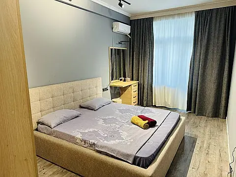 Kirayə verilir 2 otaqlı mənzil 70 m²