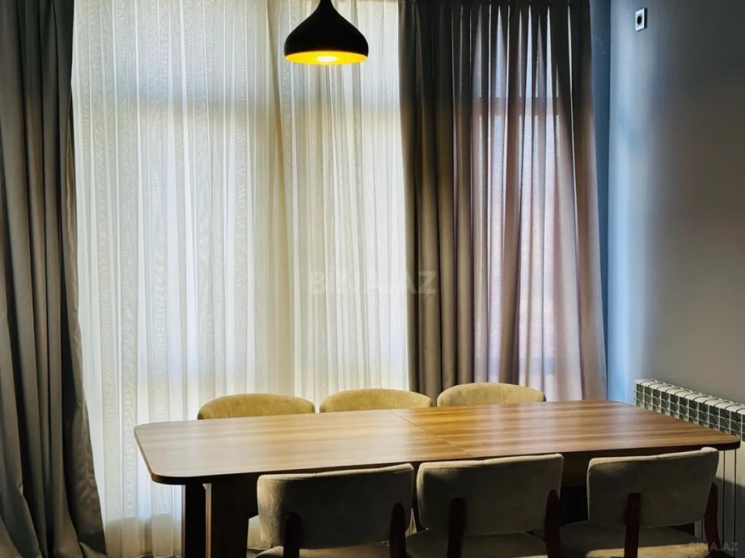 Kirayə verilir 2 otaqlı mənzil 70 m²