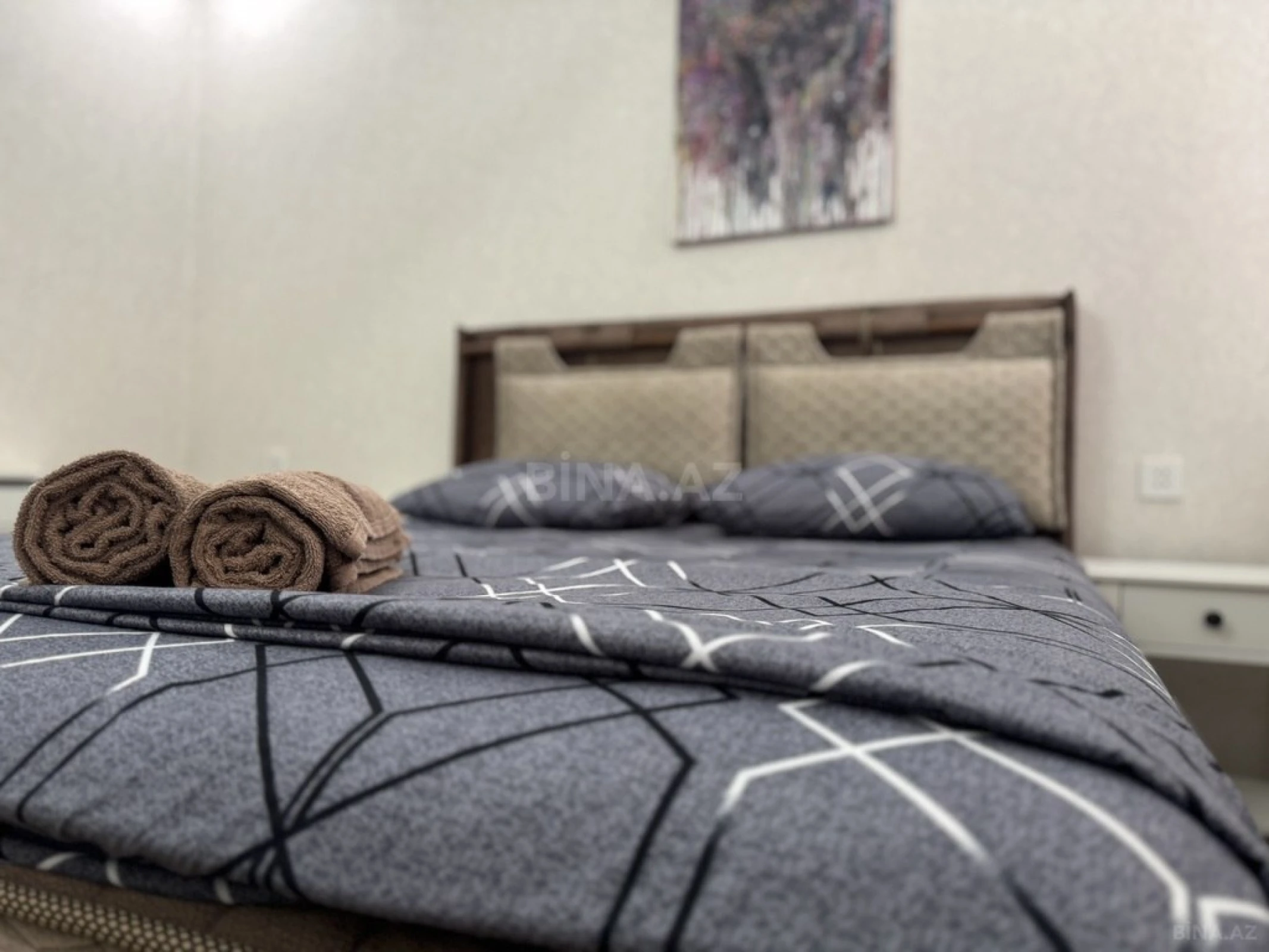 Kirayə verilir 2 otaqlı mənzil 100 m²