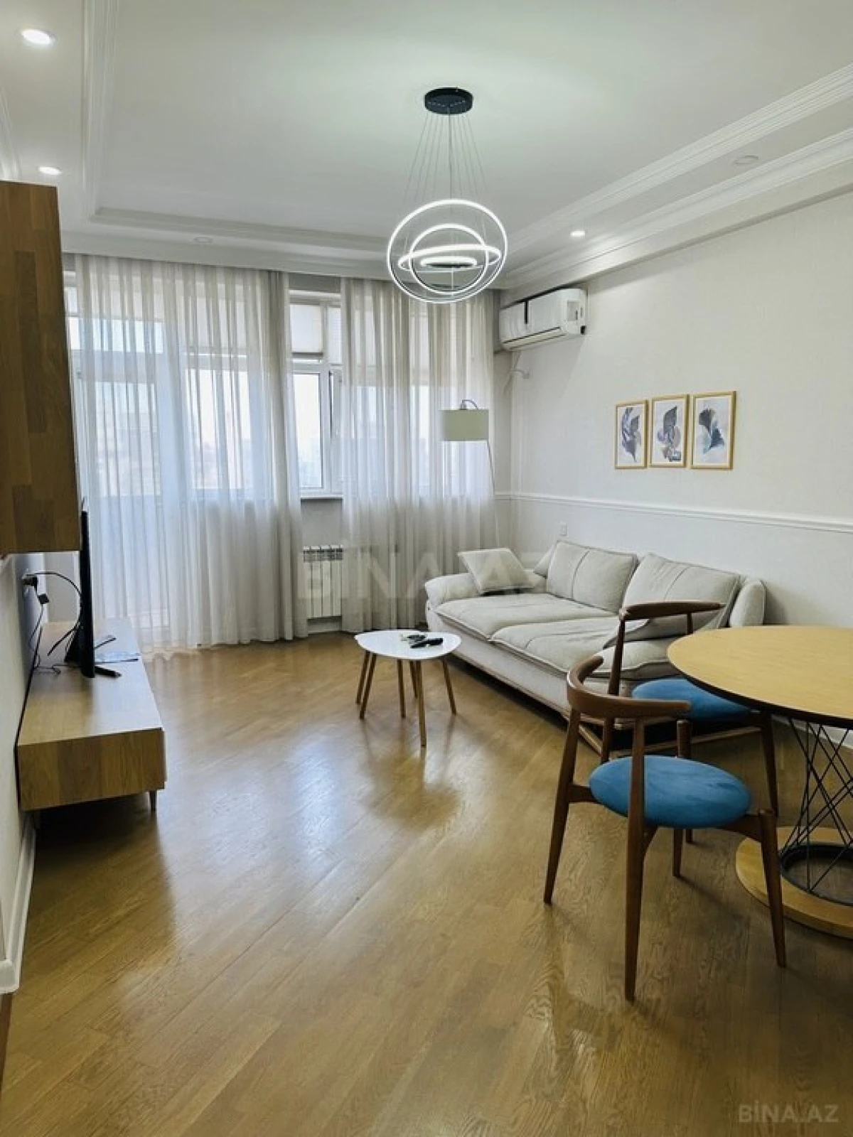 Kirayə verilir 2 otaqlı mənzil 100 m²