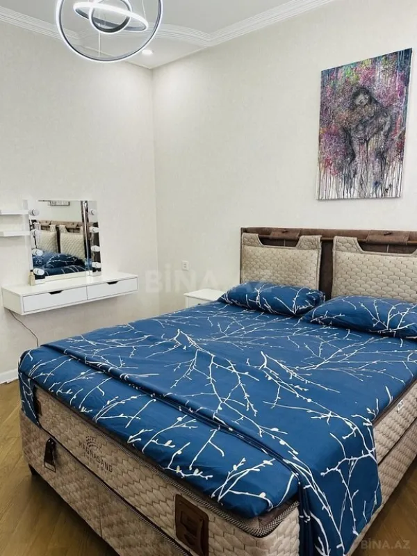 Kirayə verilir 2 otaqlı mənzil 100 m²