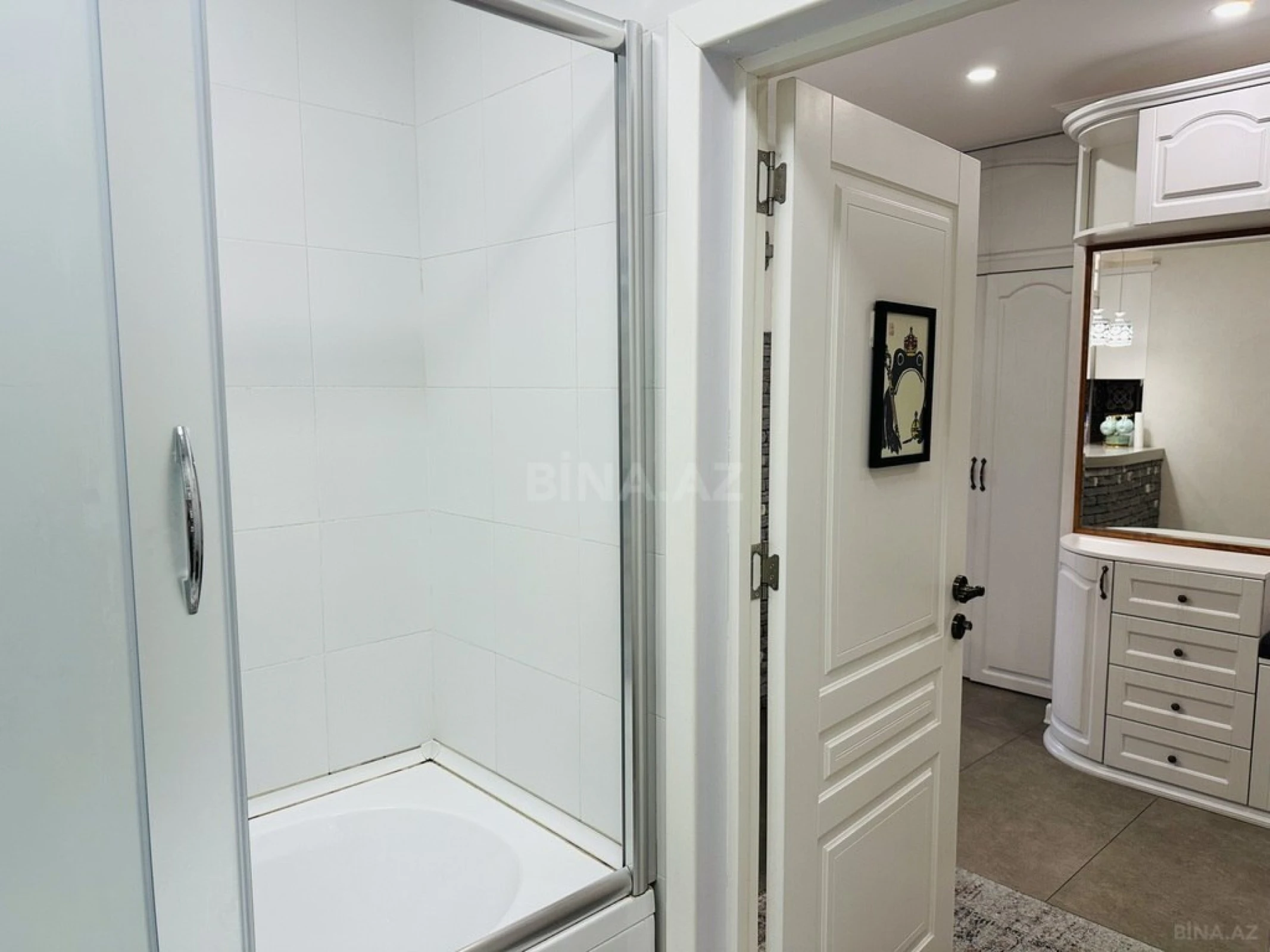 Kirayə verilir 2 otaqlı mənzil 100 m²