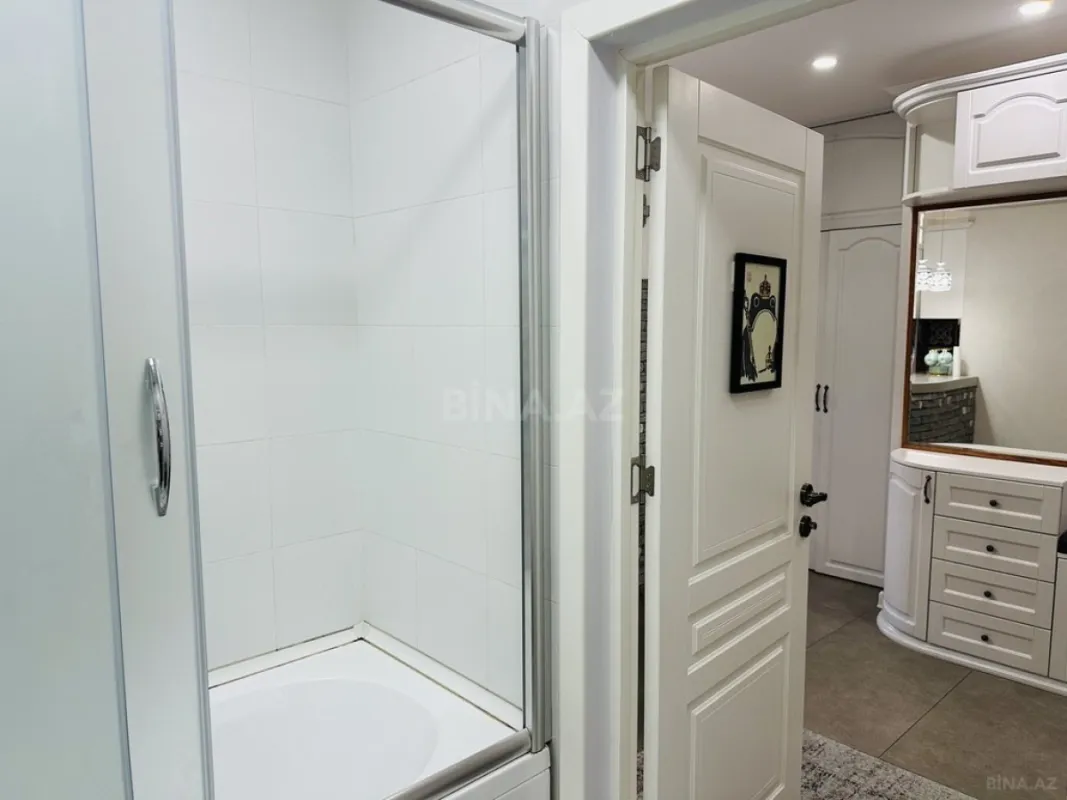 Kirayə verilir 2 otaqlı mənzil 100 m²