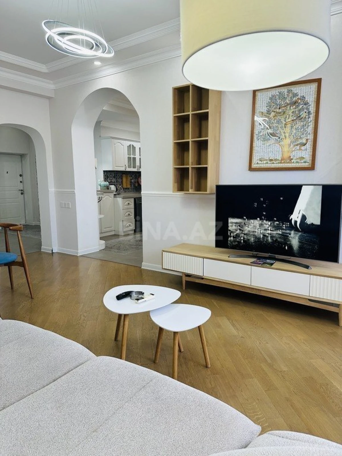 Kirayə verilir 2 otaqlı mənzil 100 m²