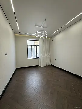 Satılır 5 otaqlı həyət evi 230 m²