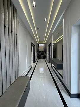 Satılır 6 otaqlı həyət evi 340 m²