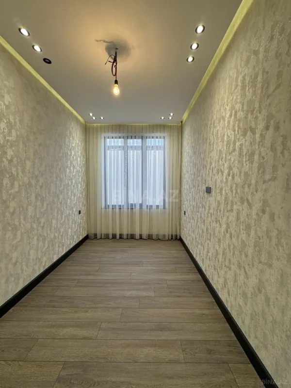 Satılır 6 otaqlı həyət evi 340 m²