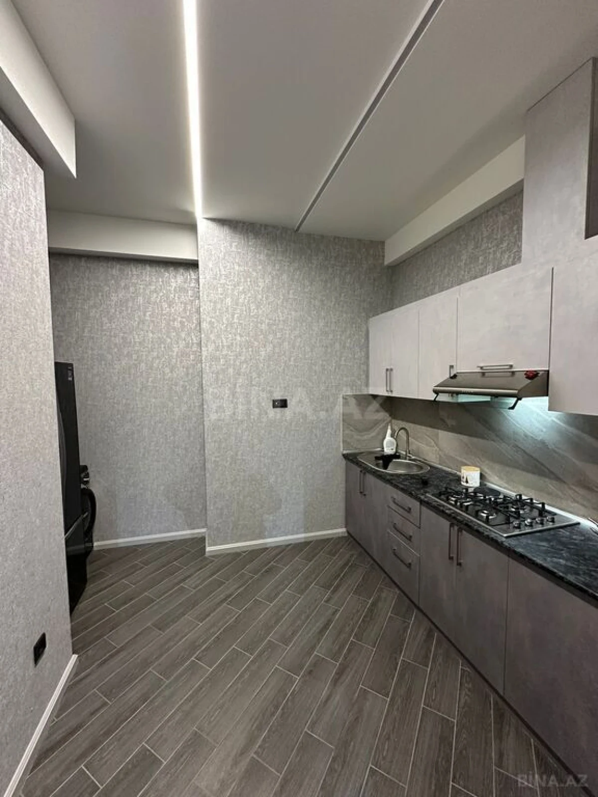 Satılır 2 otaqlı mənzil 70 m²