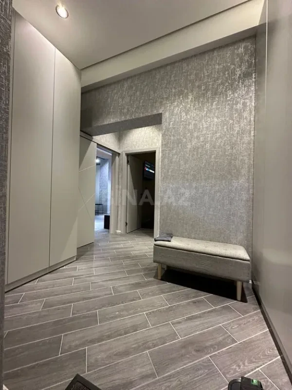 Satılır 2 otaqlı mənzil 70 m²