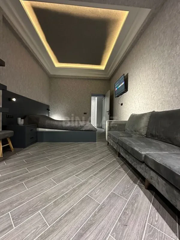 Satılır 2 otaqlı mənzil 70 m²