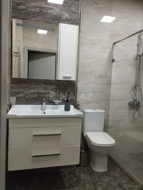 Satılır 2 otaqlı mənzil 70 m²