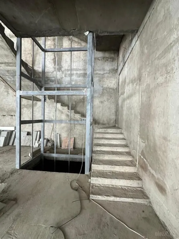 Kirayə verilir obyekt 900 m²