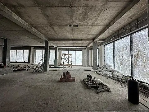 Kirayə verilir obyekt 900 m²