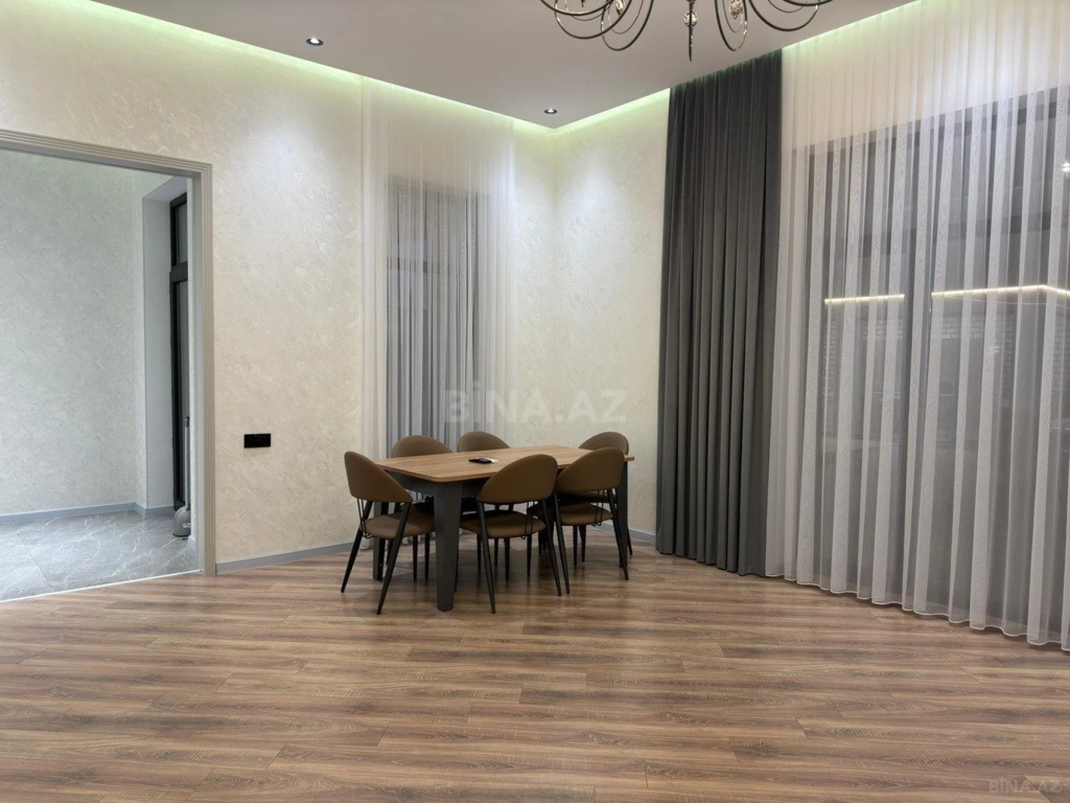 Kirayə verilir 4 otaqlı həyət evi 230 m²