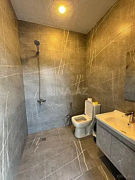 Kirayə verilir 4 otaqlı həyət evi 230 m²