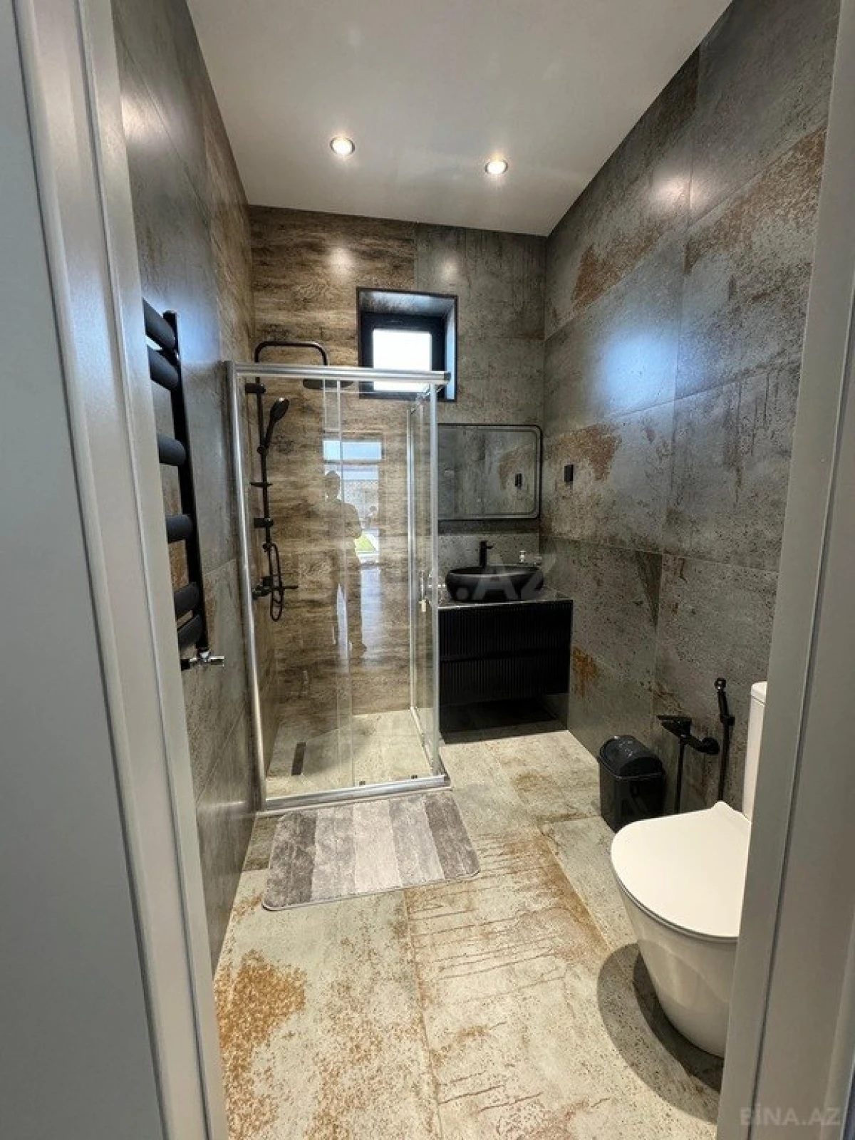 Kirayə verilir 4 otaqlı həyət evi 230 m²