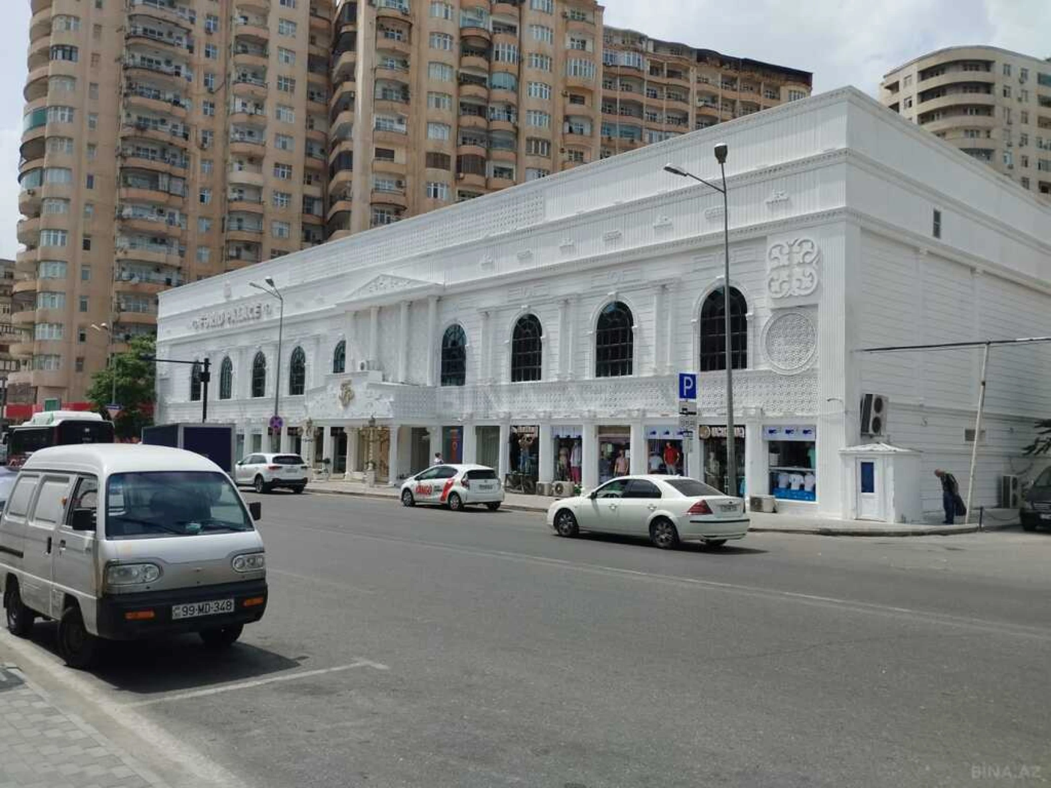 Satılır obyekt 138 m²