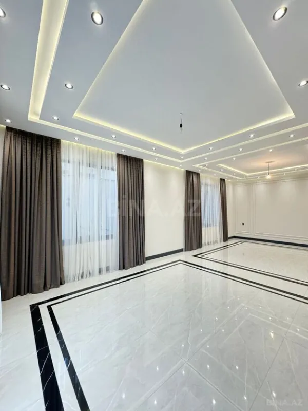 Satılır 6 otaqlı həyət evi 400 m²
