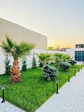 Satılır 6 otaqlı həyət evi 400 m²