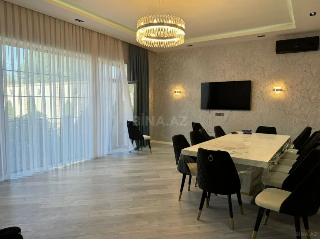 Kirayə verilir 5 otaqlı həyət evi 300 m²