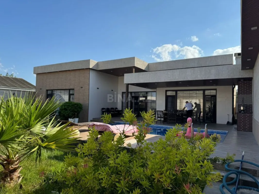 Kirayə verilir 5 otaqlı həyət evi 300 m²